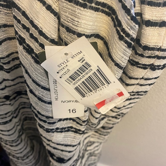 Taylor Textured-Stripe Fit Flare Dress Black Ivory White Sleeveless 16 NEW $128 - Picture 7 of 8